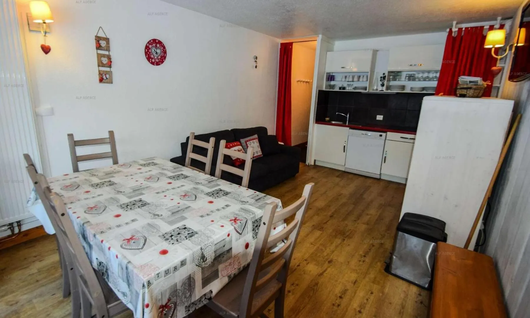 Apartment Residence Le Serro Torre - 3 Pieces 6 Pers - Le Cerro Torre - Plagne Centre Mae-1111 La Plagne-Tarentaise France